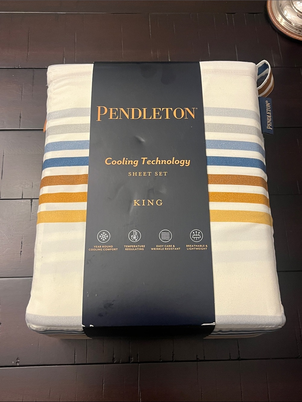Pendleton Westland Stripe King Sheet Set, Flat Fitted 2 King Pillowcases new